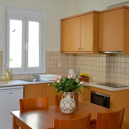 Summer Dream Aparthotel 3*