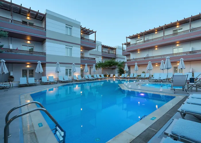 Summer Dream Aparthotel 3*