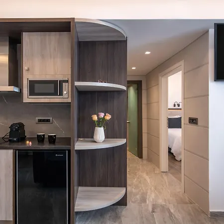 Summer Dream アパートホテル レティムノ