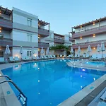 Summer Dream Aparthotel 3*