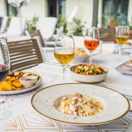 夏梦酒店 公寓式酒店 罗希姆诺